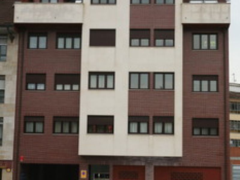 Edificios en Oviedo, Lugones, Posada de Llanera Edificios en Oviedo, Lugones, Posada de Llanera